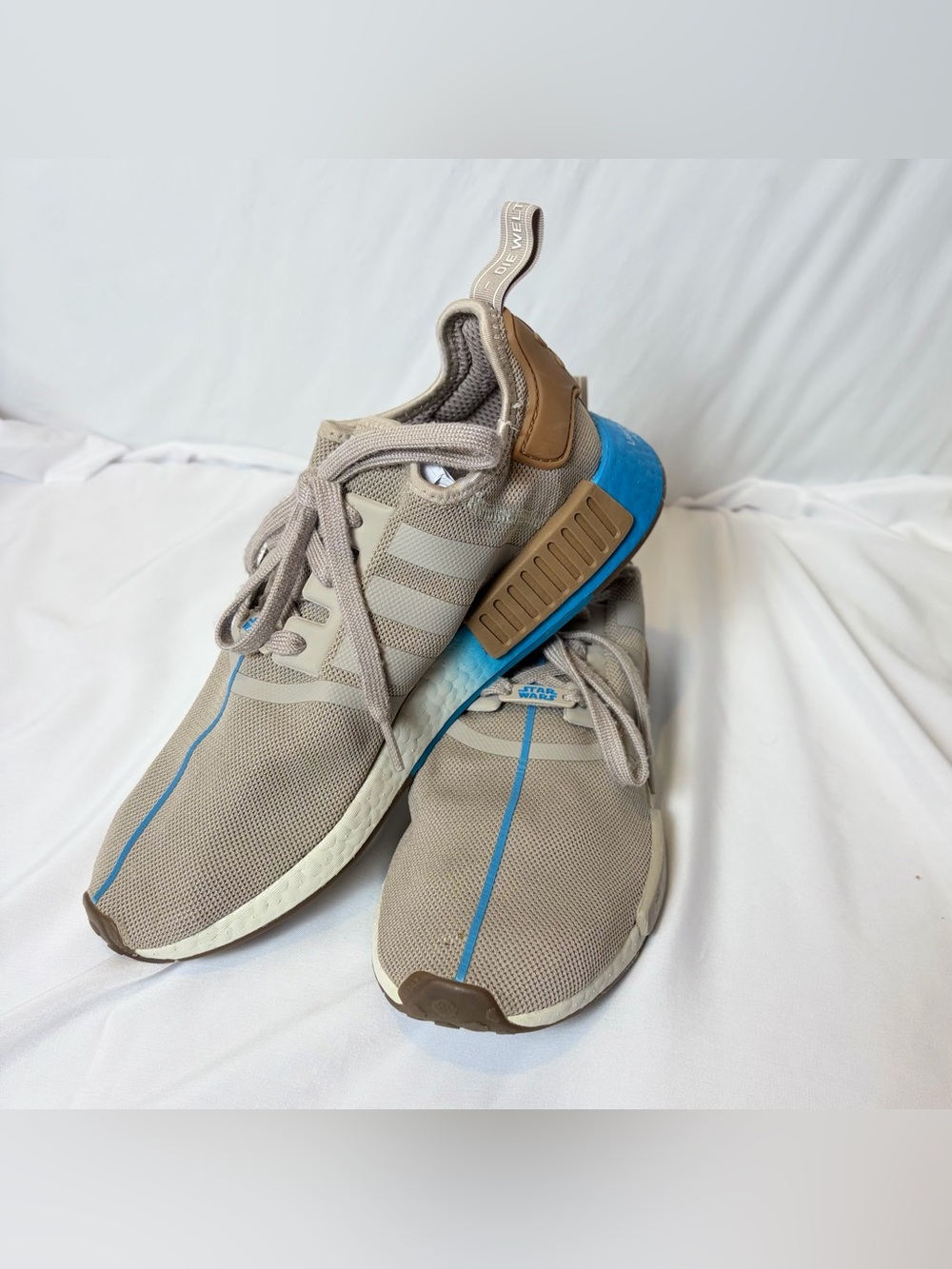 adidas NMD R1 x Star Wars Rey FW3947 Women’s 11 Limited Edition